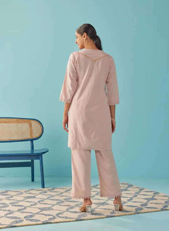 Solid Peach Textured Kurta Set with Schiffli & Lace Work