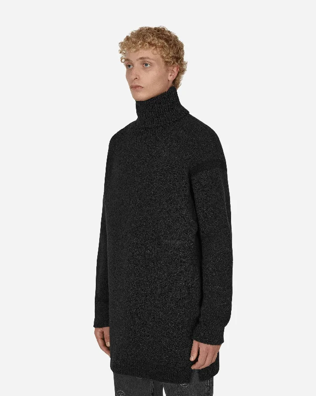 Micro Bouclé Knit Turtleneck Black